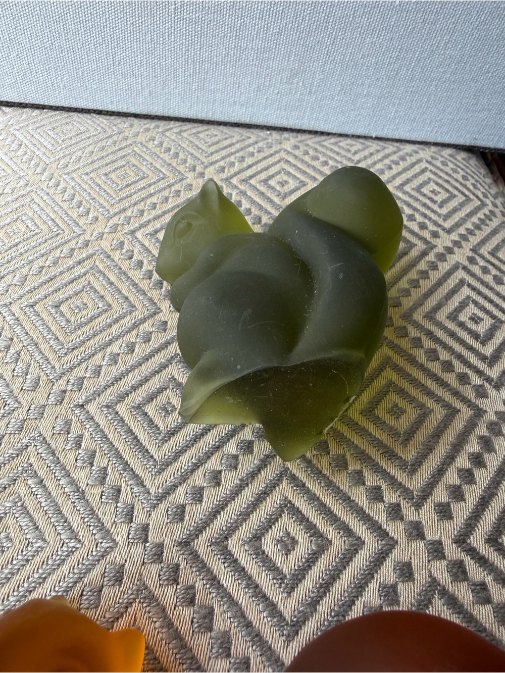 VTG Fostoria Glass Squirrel Figurine - Orange and Green (2) - Picture 6 of 8